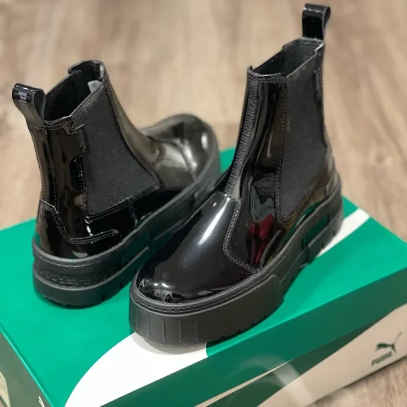 Newer worn. - Picture 2 of 4